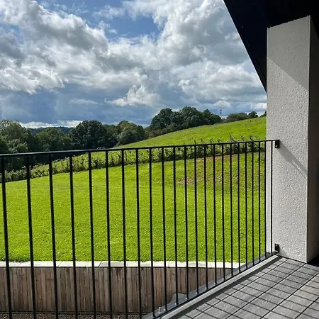 The Loft Studio Apartment - Above Detached New Build Garage Llanymynech Exterior photo